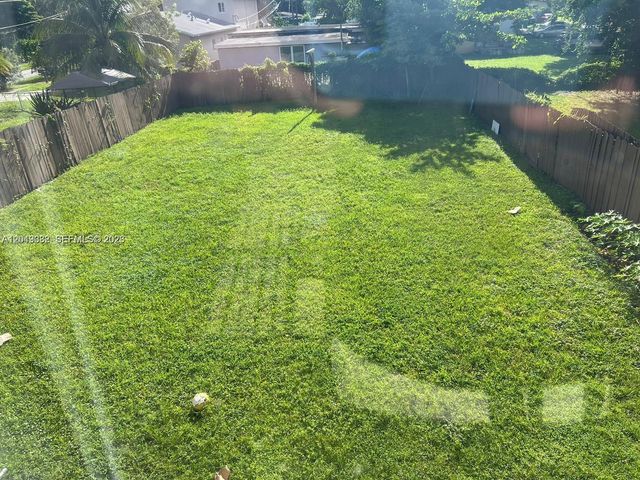 4245 NW 24th Avenue, Miami, FL 33142