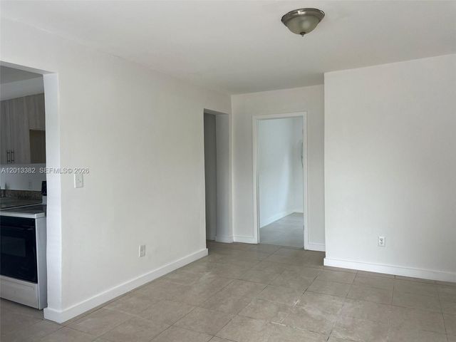 4245 NW 24th Avenue, Miami, FL 33142