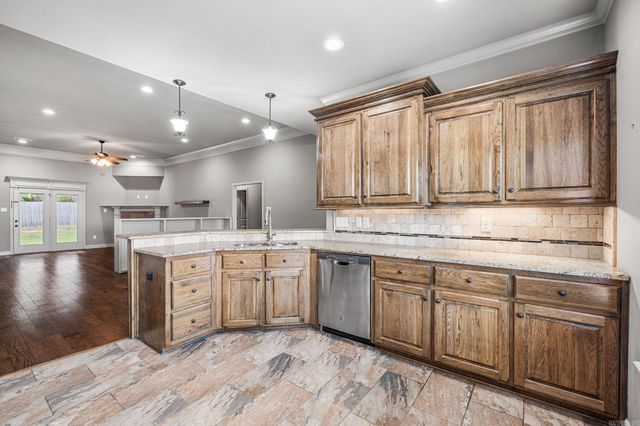 757 Mango Loop, Austin, AR 72007