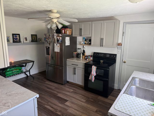 901 Columbia Avenue, Alexandria, IN 46001