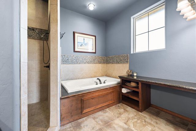 21142 Highlander Ridge Drive, Edmond, OK 73012