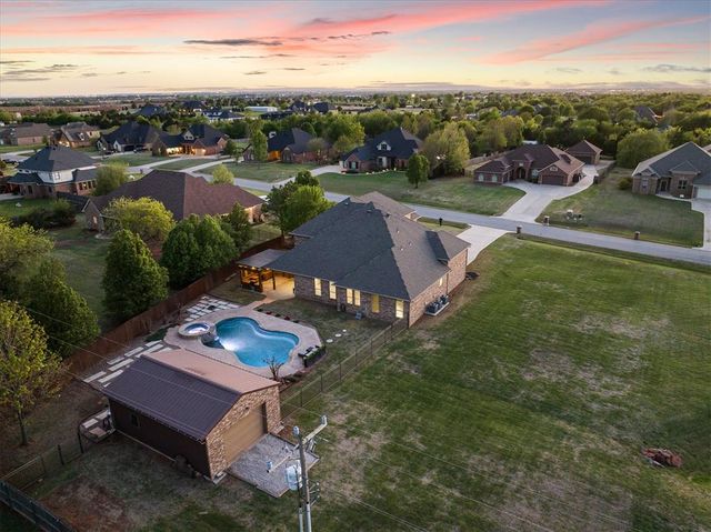 21142 Highlander Ridge Drive, Edmond, OK 73012