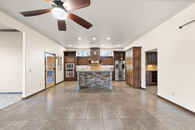 21142 Highlander Ridge Drive, Edmond, OK 73012