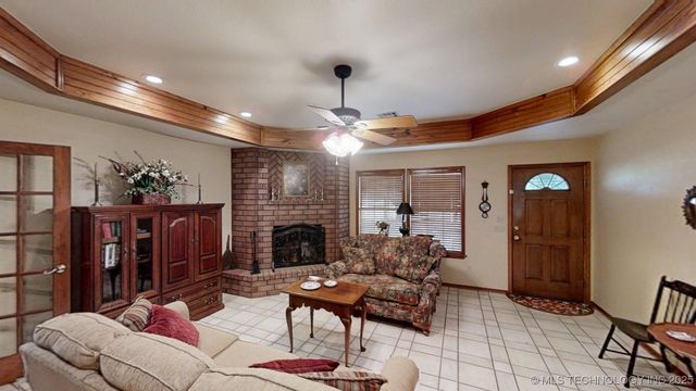 435 Oak Creek Road, Wilson, OK 73463