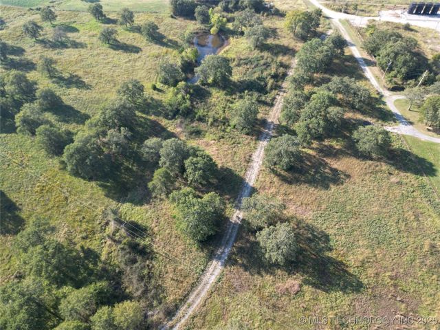 435 Oak Creek Road, Wilson, OK 73463