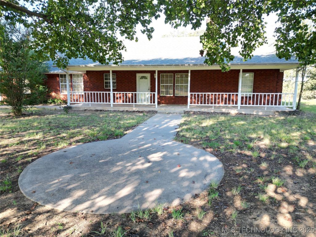 435 Oak Creek Road, Wilson, OK 73463