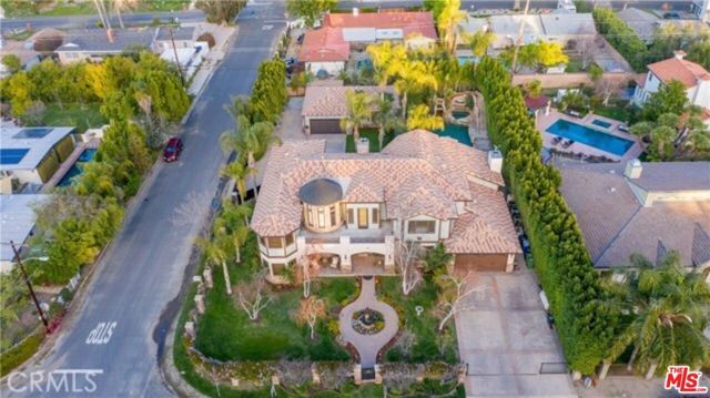 5230 Quakertown Avenue, Woodland Hills (los Angeles), CA 91364