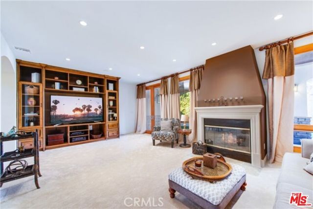5230 Quakertown Avenue, Woodland Hills (los Angeles), CA 91364