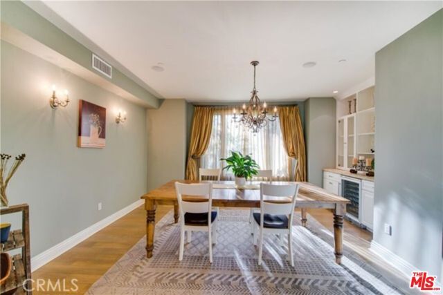 5230 Quakertown Avenue, Woodland Hills (los Angeles), CA 91364