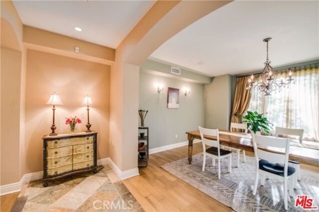 5230 Quakertown Avenue, Woodland Hills (los Angeles), CA 91364
