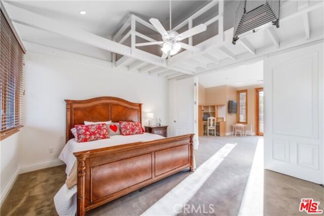 5230 Quakertown Avenue, Woodland Hills (los Angeles), CA 91364