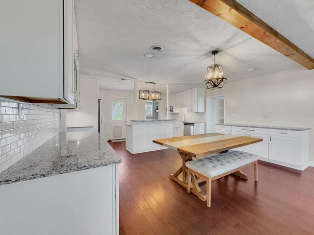 7870 Mill Rd, Cross Plains, TN 37049