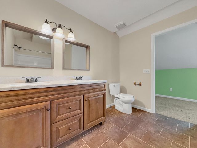 7870 Mill Rd, Cross Plains, TN 37049