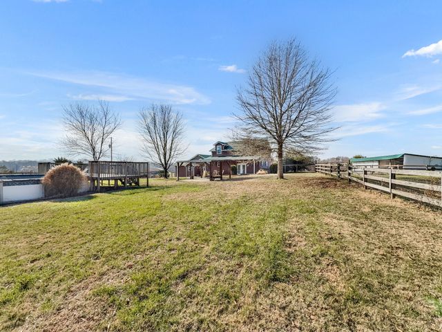 7870 Mill Rd, Cross Plains, TN 37049