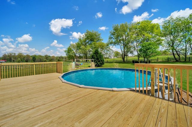 7870 Mill Rd, Cross Plains, TN 37049