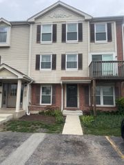 5602 Tinder Drive 4, Rolling Meadows, IL 60008