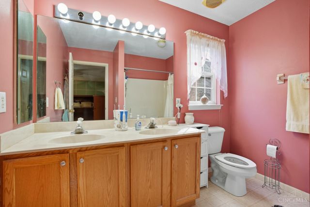 6049 Delfair Lane, Miami Twp, OH 45150