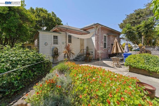 1086 Delano St, San Lorenzo, CA 94580