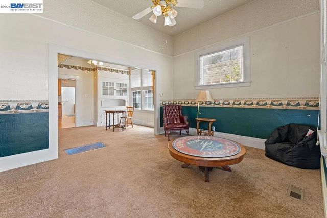 1086 Delano St, San Lorenzo, CA 94580