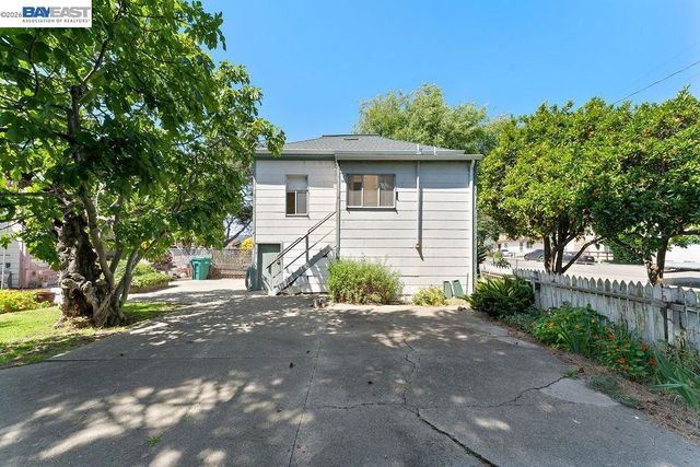 1086 Delano St, San Lorenzo, CA 94580