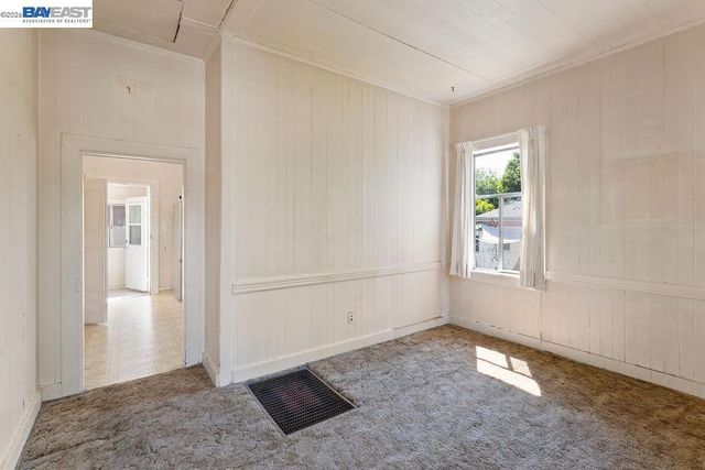 1086 Delano St, San Lorenzo, CA 94580