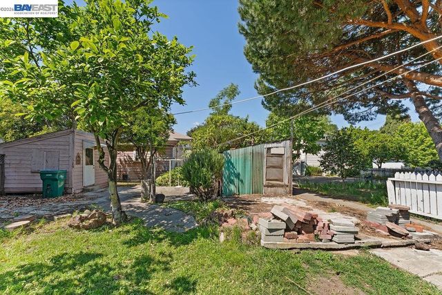 1086 Delano St, San Lorenzo, CA 94580