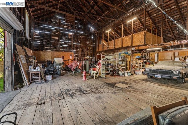 1086 Delano St, San Lorenzo, CA 94580