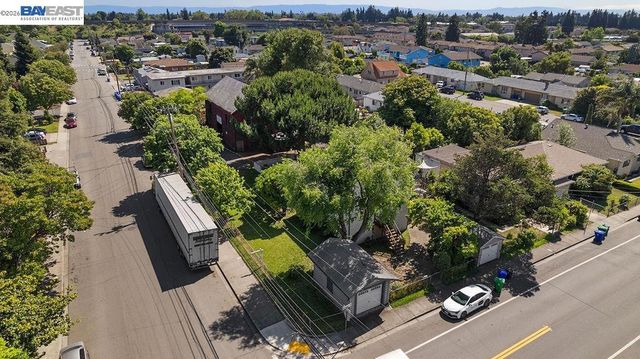 1086 Delano St, San Lorenzo, CA 94580