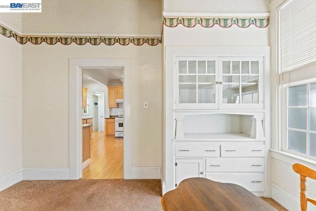 1086 Delano St, San Lorenzo, CA 94580
