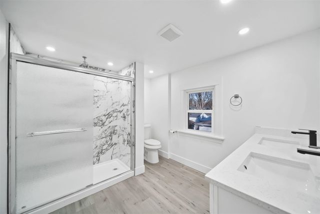 208 Bates Street, Jackson, MI 49202