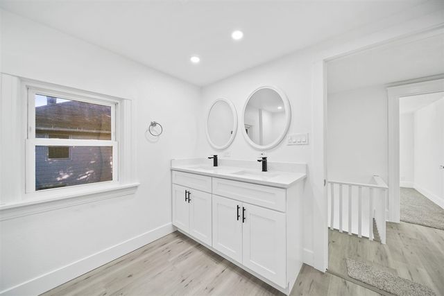 208 Bates Street, Jackson, MI 49202