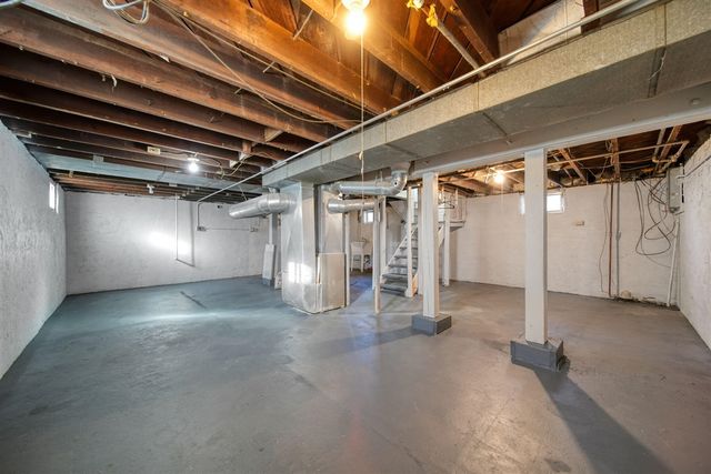 208 Bates Street, Jackson, MI 49202