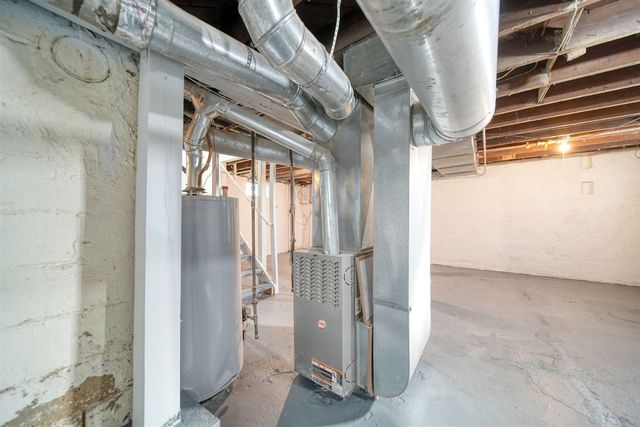 208 Bates Street, Jackson, MI 49202