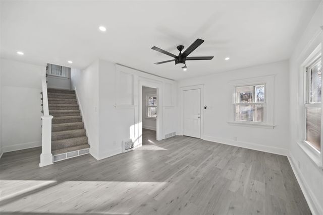 208 Bates Street, Jackson, MI 49202