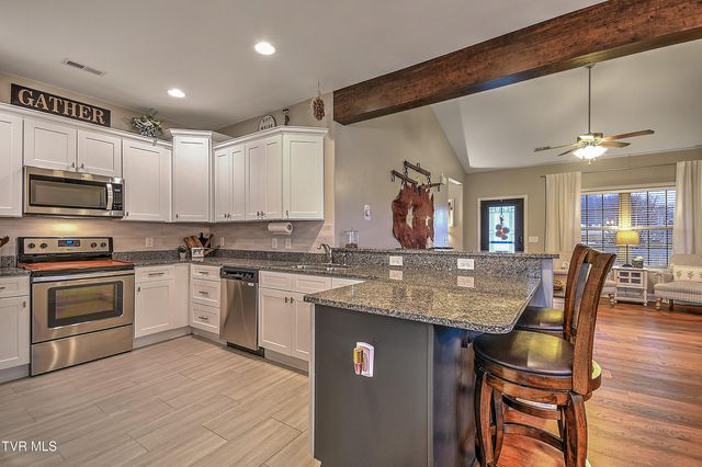 2145 Poplar Ridge Court, Piney Flats, TN 37686