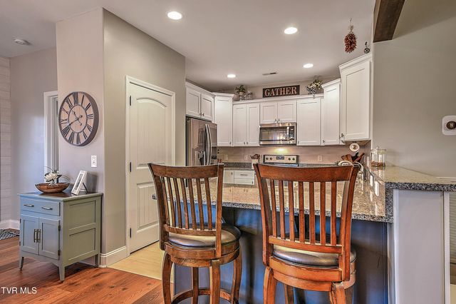 2145 Poplar Ridge Court, Piney Flats, TN 37686