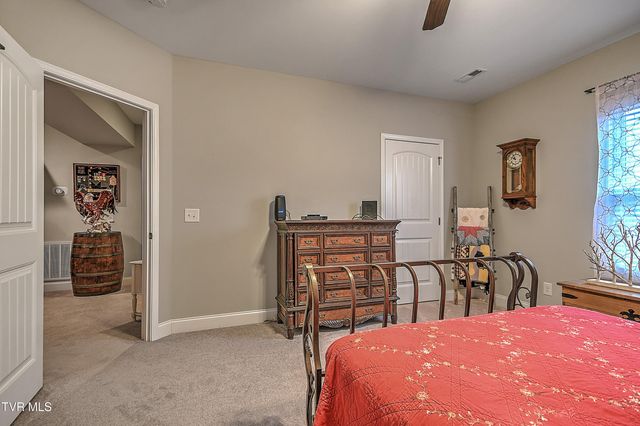 2145 Poplar Ridge Court, Piney Flats, TN 37686