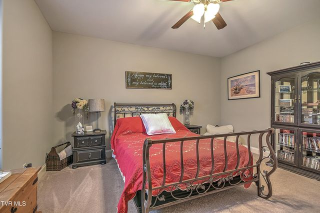 2145 Poplar Ridge Court, Piney Flats, TN 37686