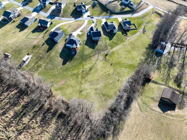 2145 Poplar Ridge Court, Piney Flats, TN 37686