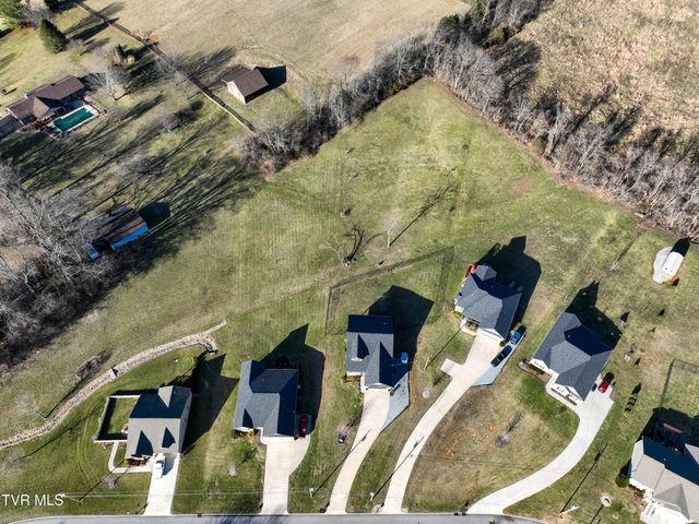 2145 Poplar Ridge Court, Piney Flats, TN 37686