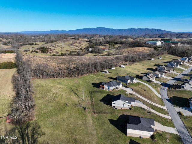 2145 Poplar Ridge Court, Piney Flats, TN 37686