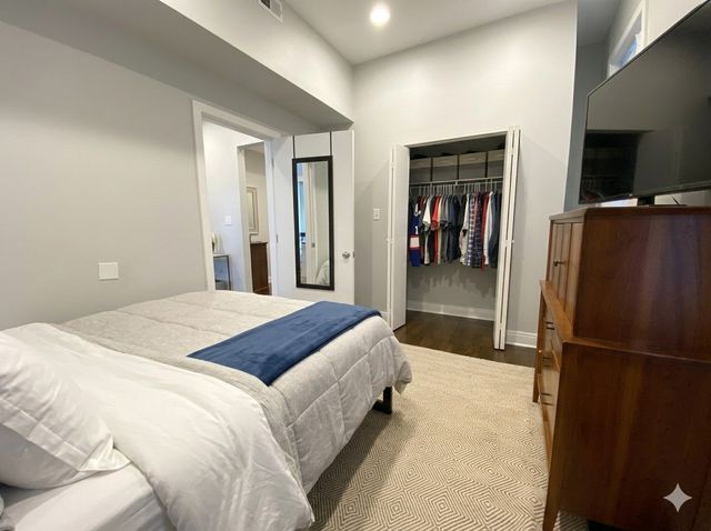 2129 N Racine Avenue 2, Chicago, IL 60614