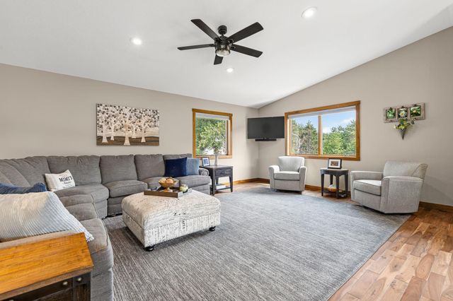 746 Packer Drive, Hudson, WI 54016