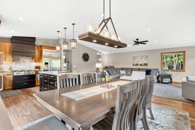 746 Packer Drive, Hudson, WI 54016