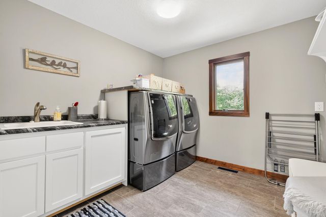 746 Packer Drive, Hudson, WI 54016