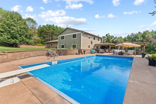 746 Packer Drive, Hudson, WI 54016