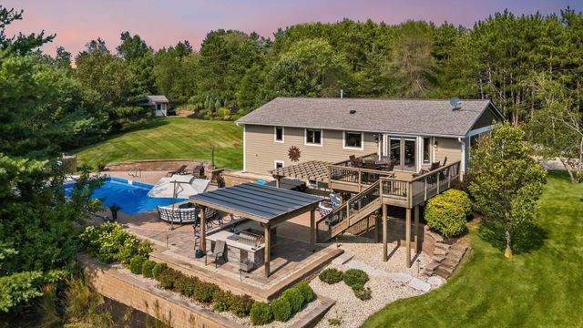 746 Packer Drive, Hudson, WI 54016