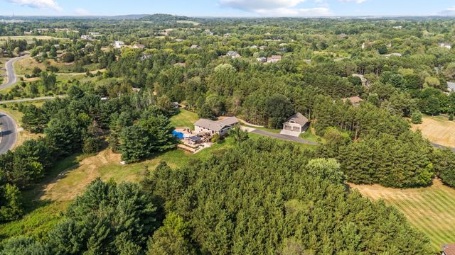 746 Packer Drive, Hudson, WI 54016