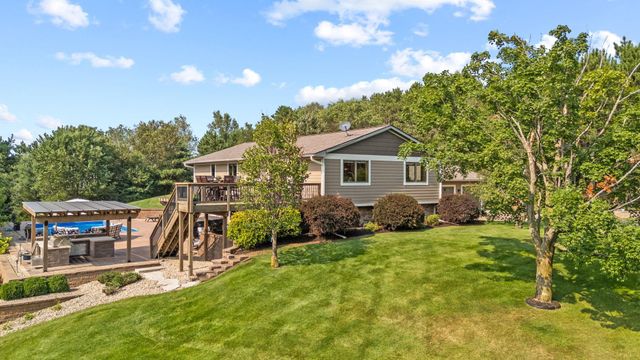 746 Packer Drive, Hudson, WI 54016