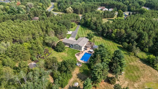 746 Packer Drive, Hudson, WI 54016
